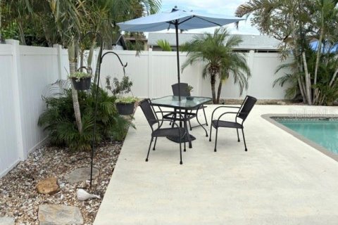 Casa en alquiler en Saint Petersburg, Florida, 2 dormitorios, 109.62 m2 № 1812673 - foto 9