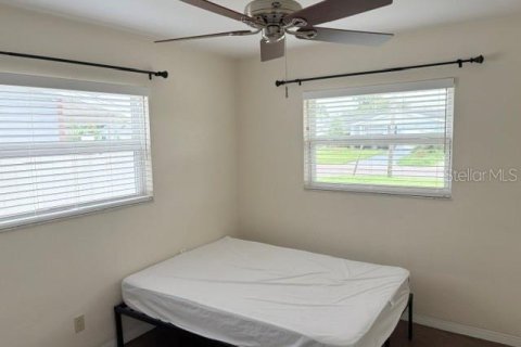 Casa en alquiler en Saint Petersburg, Florida, 2 dormitorios, 109.62 m2 № 1812673 - foto 6