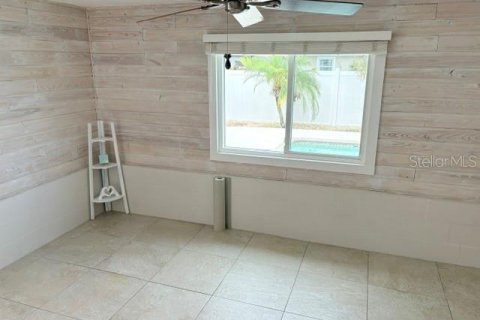 Casa en alquiler en Saint Petersburg, Florida, 2 dormitorios, 109.62 m2 № 1812673 - foto 8