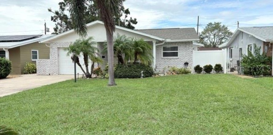 Casa en Saint Petersburg, Florida 2 dormitorios, 109.62 m2 № 1812673