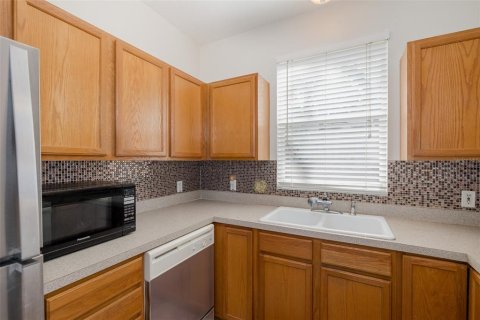 Townhouse in Largo, Florida 2 bedrooms, 105.26 sq.m. № 1771502 - photo 12
