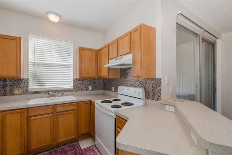 Townhouse in Largo, Florida 2 bedrooms, 105.26 sq.m. № 1771502 - photo 13