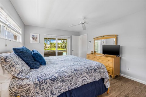 Casa en venta en Saint Petersburg, Florida, 3 dormitorios, 157.38 m2 № 1725557 - foto 21