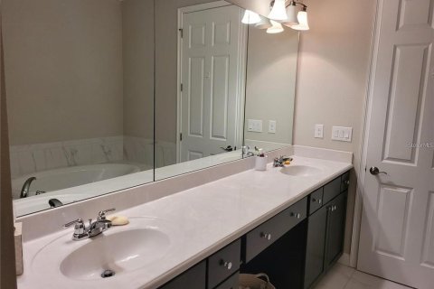 Adosado en alquiler en Lake Mary, Florida, 4 dormitorios, 203.18 m2 № 1906085 - foto 13