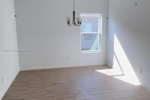 Villa ou maison à vendre à DeLand, Floride: 4 chambres № 2052646 - photo 9