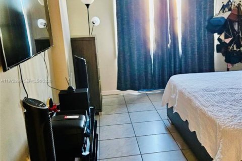 Condominio en venta en Sunny Isles Beach, Florida, 2 dormitorios, 101.64 m2 № 2033189 - foto 8