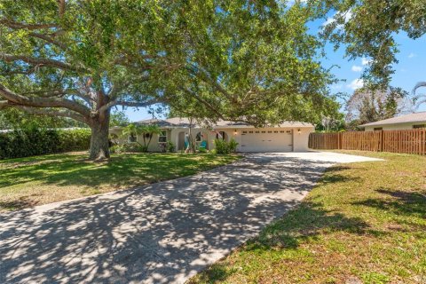 Casa en Merrit Island, Florida 4 dormitorios, 197.88 m2 № 2291075