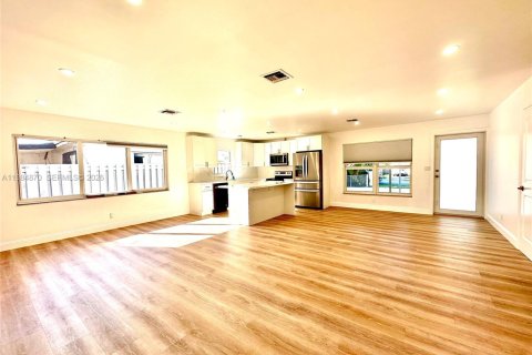 Купить виллу или дом в Холливуд, Флорида 3 спальни, 120.77м2, № 2045899 - фото 18