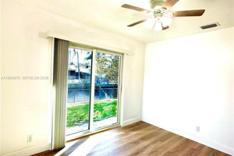 Купить виллу или дом в Холливуд, Флорида 3 спальни, 120.77м2, № 2045899 - фото 30