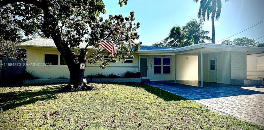 Дом в Холливуд, Флорида 3 спальни, 120.77м2 № 2045899