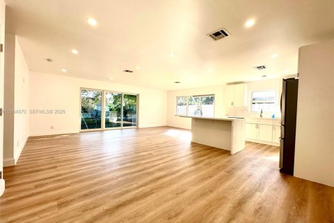 Купить виллу или дом в Холливуд, Флорида 3 спальни, 120.77м2, № 2045899 - фото 4