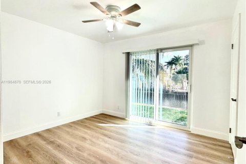 Купить виллу или дом в Холливуд, Флорида 3 спальни, 120.77м2, № 2045899 - фото 26