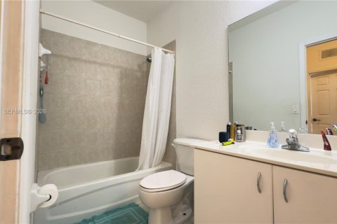 Touwnhouse à vendre à Doral, Floride: 3 chambres, 156.35 m2 № 2048316 - photo 27