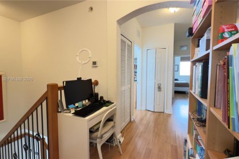 Touwnhouse à vendre à Doral, Floride: 3 chambres, 156.35 m2 № 2048316 - photo 19
