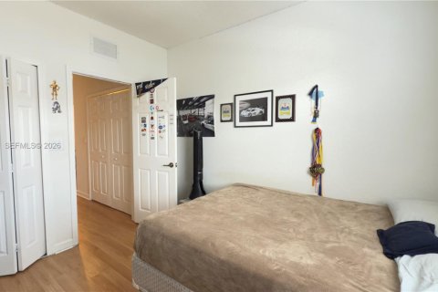 Touwnhouse à vendre à Doral, Floride: 3 chambres, 156.35 m2 № 2048316 - photo 25