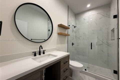 Apartamento en alquiler en Miami, Florida, 3 dormitorios, 92.9 m2 № 1991922 - foto 23