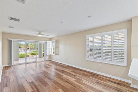 Condo in Palm Coast, Florida, 3 bedrooms  № 1614783 - photo 9