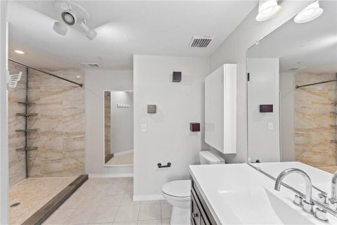 Condominio en alquiler en Orlando, Florida, 3 dormitorios, 128.86 m2 № 2113464 - foto 12