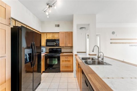 Condominio en alquiler en Orlando, Florida, 3 dormitorios, 128.86 m2 № 2113464 - foto 8
