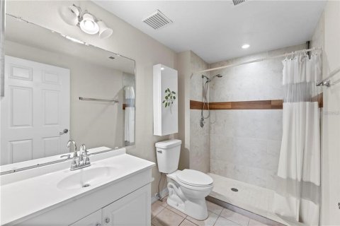 Condominio en alquiler en Orlando, Florida, 3 dormitorios, 128.86 m2 № 2113464 - foto 16