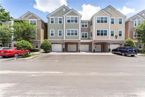 Condominio en Orlando, Florida, 3 dormitorios  № 2113464