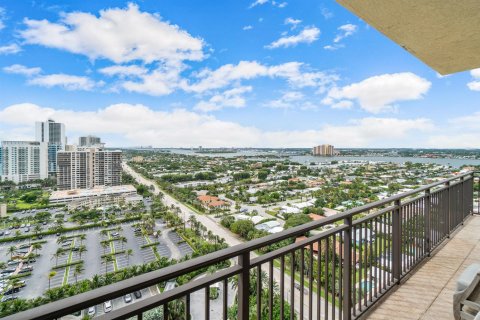 Copropriété à vendre à Riviera Beach, Floride: 3 chambres, 196.02 m2 № 2158322 - photo 16