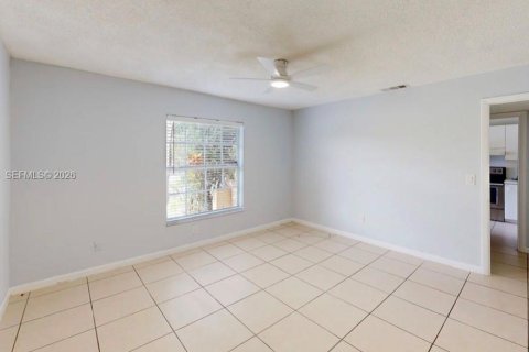 House in Miramar, Florida 2 bedrooms, 104.52 sq.m. № 2089882 - photo 11