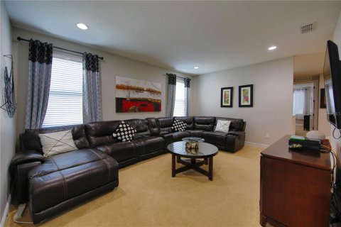 Casa en venta en Kissimmee, Florida, 10 dormitorios, 437.29 m2 № 1590123 - foto 13