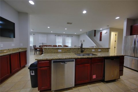 Casa en venta en Kissimmee, Florida, 10 dormitorios, 437.29 m2 № 1590123 - foto 3