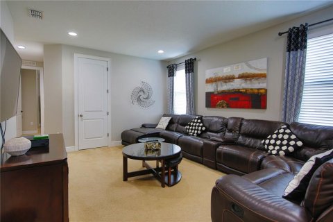 Casa en venta en Kissimmee, Florida, 10 dormitorios, 437.29 m2 № 1590123 - foto 12