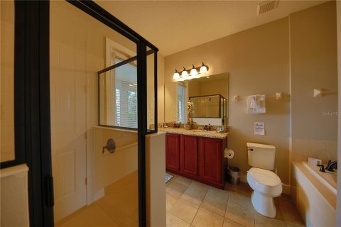 Casa en venta en Kissimmee, Florida, 10 dormitorios, 437.29 m2 № 1590123 - foto 17
