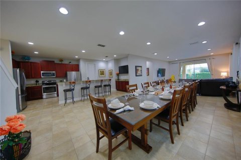 Casa en venta en Kissimmee, Florida, 10 dormitorios, 437.29 m2 № 1590123 - foto 25