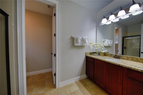 Casa en venta en Kissimmee, Florida, 10 dormitorios, 437.29 m2 № 1590123 - foto 15