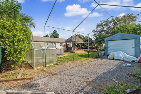 House in Fort Lauderdale, Florida 3 bedrooms, 117.06 sq.m. № 1992962 - photo 23