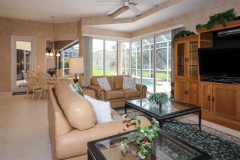 House in North Port, Florida 3 bedrooms, 226.87 sq.m. № 1829337 - photo 22
