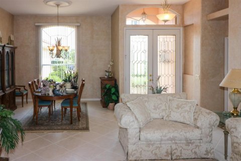 House in North Port, Florida 3 bedrooms, 226.87 sq.m. № 1829337 - photo 18