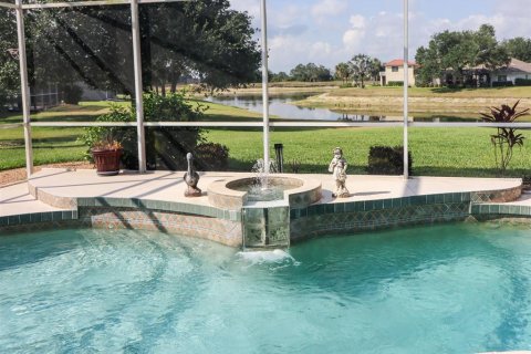 House in North Port, Florida 3 bedrooms, 226.87 sq.m. № 1829337 - photo 2