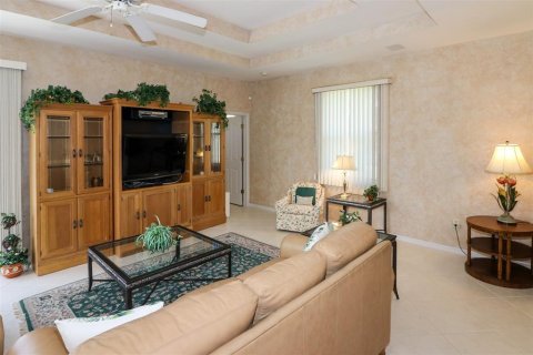 House in North Port, Florida 3 bedrooms, 226.87 sq.m. № 1829337 - photo 25