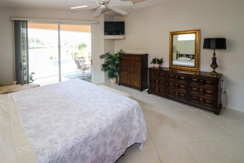 House in North Port, Florida 3 bedrooms, 226.87 sq.m. № 1829337 - photo 29