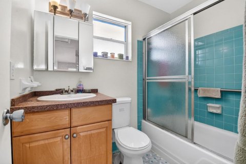 Copropriété à vendre à Boynton Beach, Floride: 1 chambre, 57.97 m2 № 2083696 - photo 16