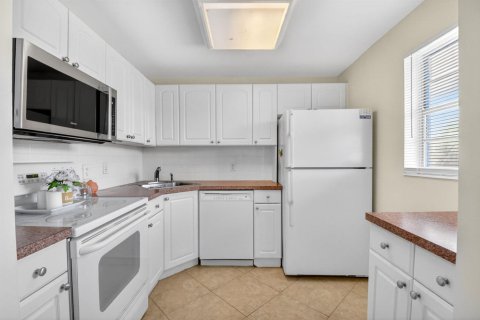 Copropriété à vendre à Boynton Beach, Floride: 1 chambre, 57.97 m2 № 2083696 - photo 2