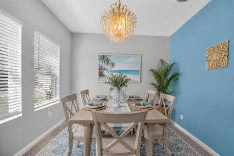 House in Ruskin, Florida 4 bedrooms, 228.54 sq.m. № 2314361 - photo 7