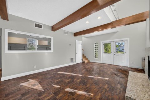 Villa ou maison à louer à Maitland, Floride: 3 chambres, 222.13 m2 № 2437069 - photo 5