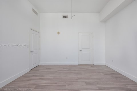 Copropriété à louer à North Bay Village, Floride: 2 chambres, 116.22 m2 № 2170889 - photo 21