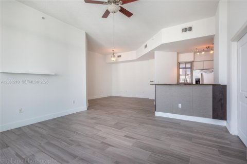 Copropriété à louer à North Bay Village, Floride: 2 chambres, 116.22 m2 № 2170889 - photo 8