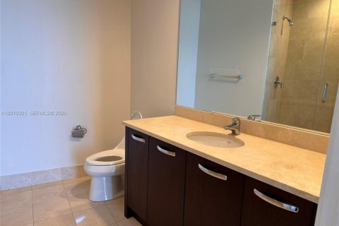 Condo in Sunny Isles Beach, Florida, 3 bedrooms № 2075245 - photo 24