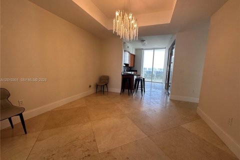 Condo in Sunny Isles Beach, Florida, 3 bedrooms № 2075245 - photo 10
