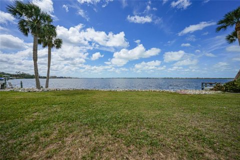 Terreno en venta en Englewood, Florida № 1533918 - foto 13