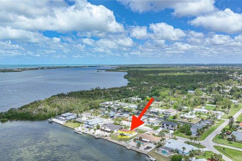 Terreno en venta en Englewood, Florida № 1533918 - foto 8