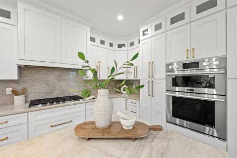 Купить виллу или дом в Тампа, Флорида 11 комнат, 261.33м2, № 1844886 - фото 21